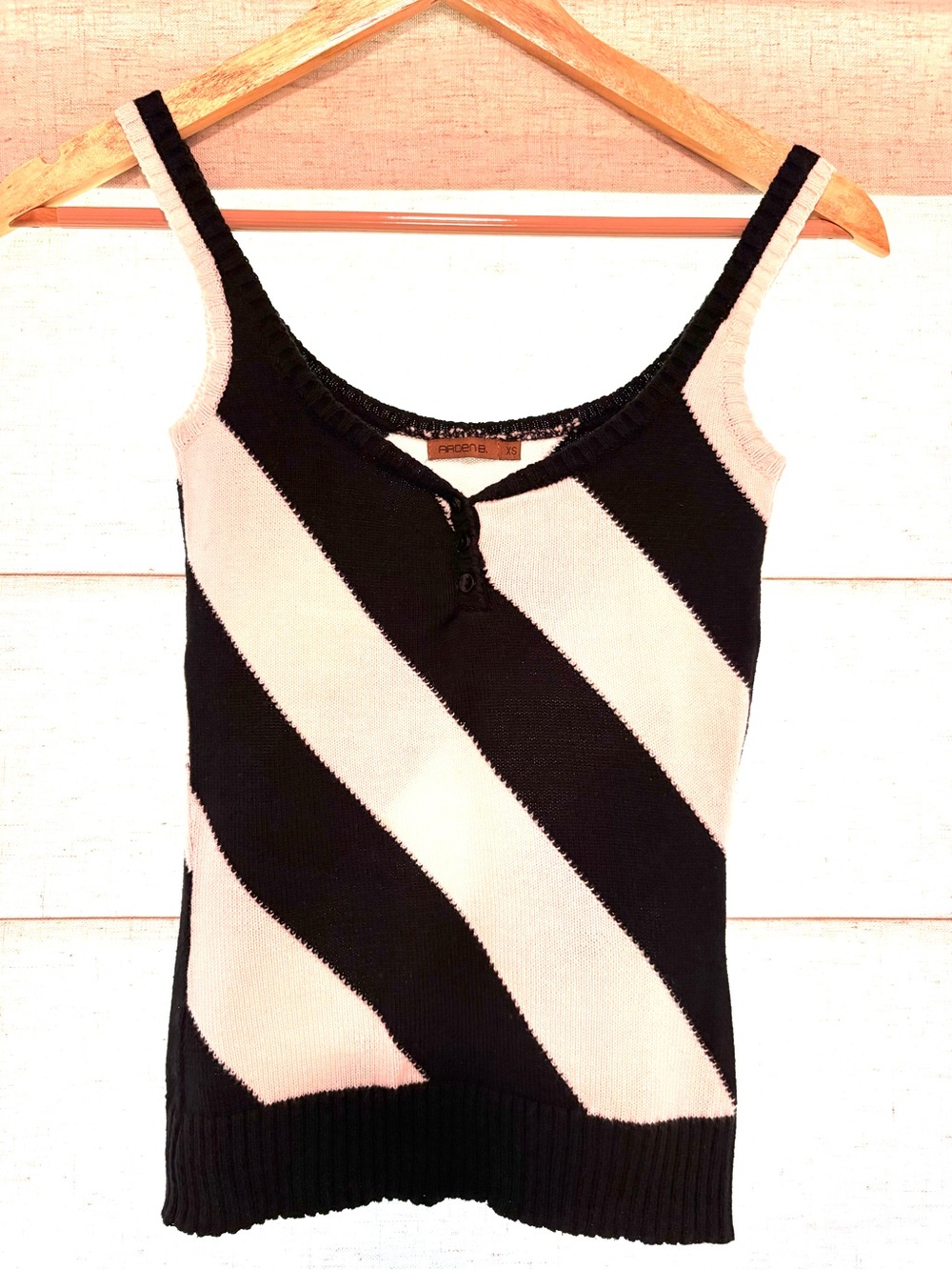 Arden B Black and White Diagonal Stripe Knit Tank XS 100% Cotton